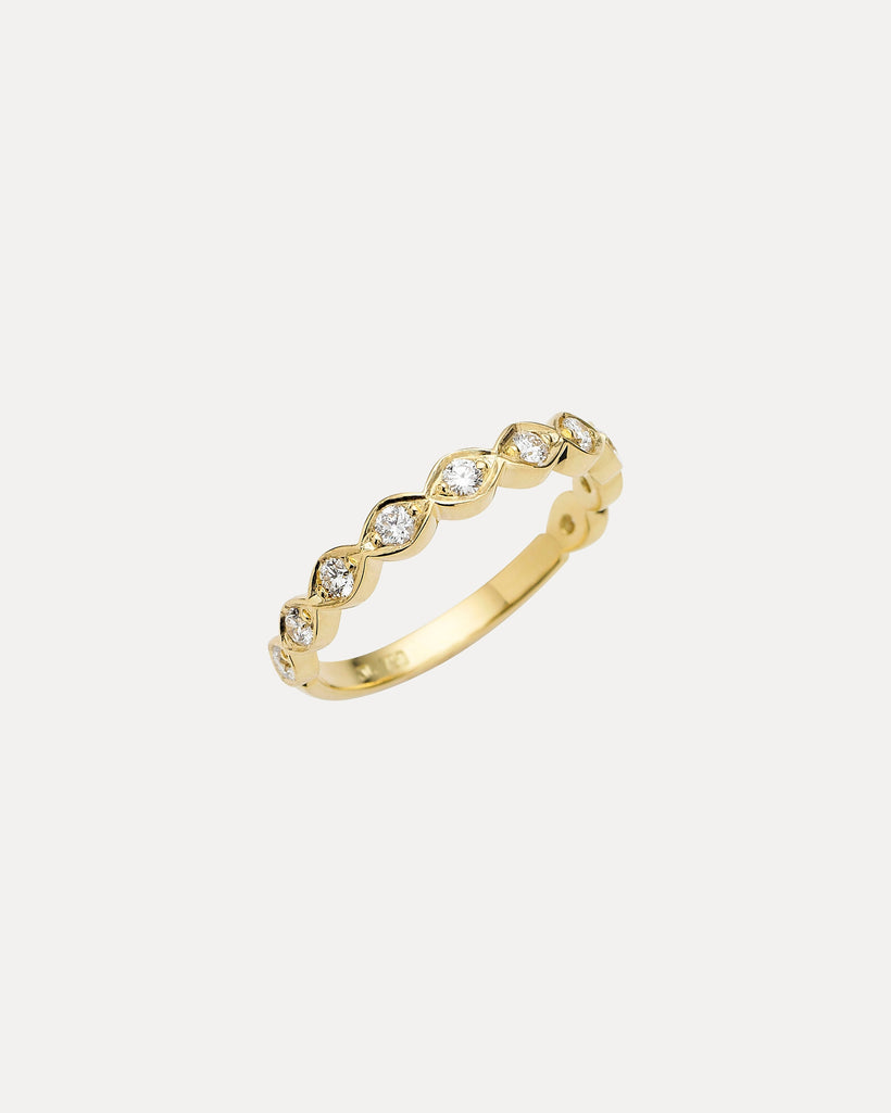 18CT YELLOW GOLD DIAMOND CIENEGA BAND