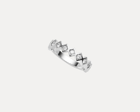 18CT WHITE GOLD DIAMOND TRULLI BAND