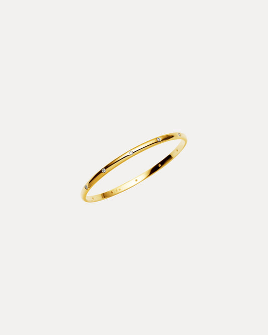 18CT YELLOW GOLD DIAMOND BANGLE