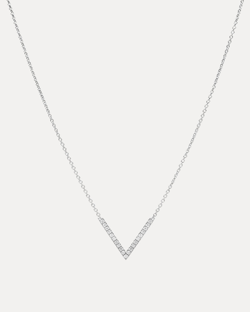 18CT WHITE GOLD DIAMOND VIVECKE PENDANT