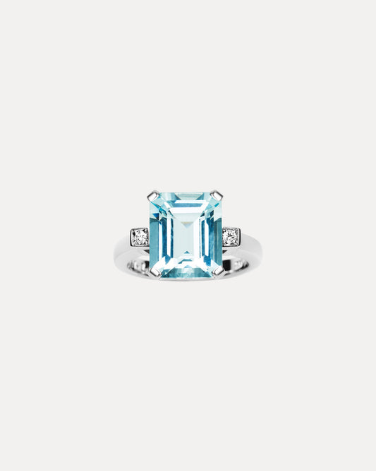 18CT AQUAMARINE & DIAMOND HARLOW RING