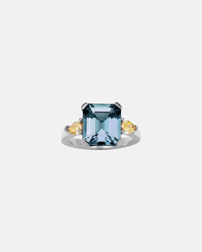 BESPOKE 18CT WHITE GOLD LONDON BLUE TOPAZ & YELLOW DIAMOND RING