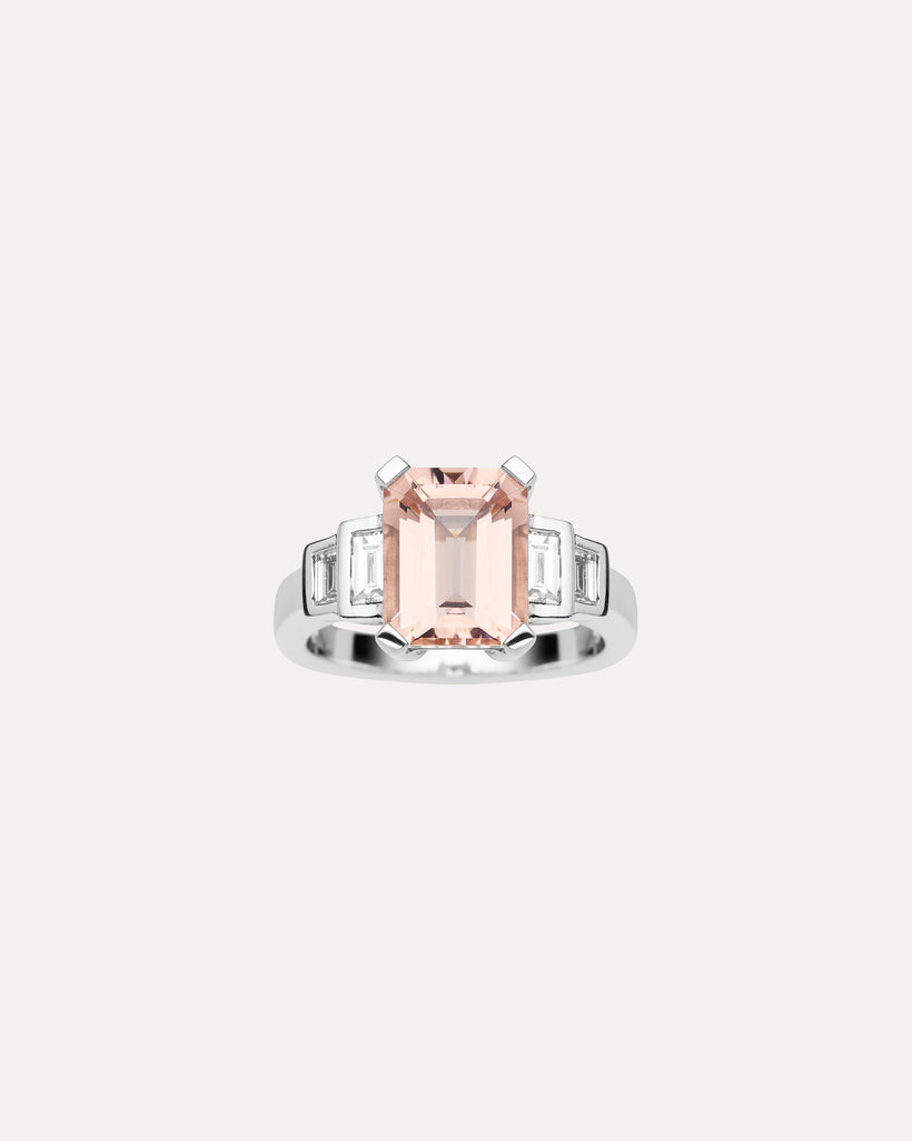 18CT PINK MORGANITE & DIAMOND MONTMARTRE RING