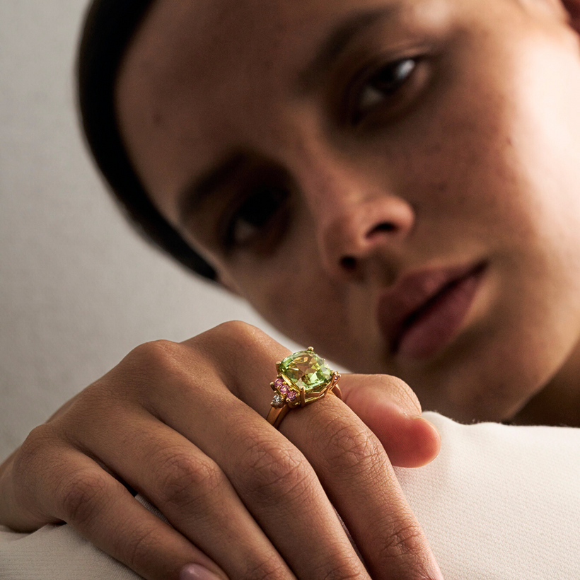 BESPOKE 18CT YELLOW GOLD GREEN TOURMALINE, PINK SAPPHIRE & DIAMOND MIAH RING