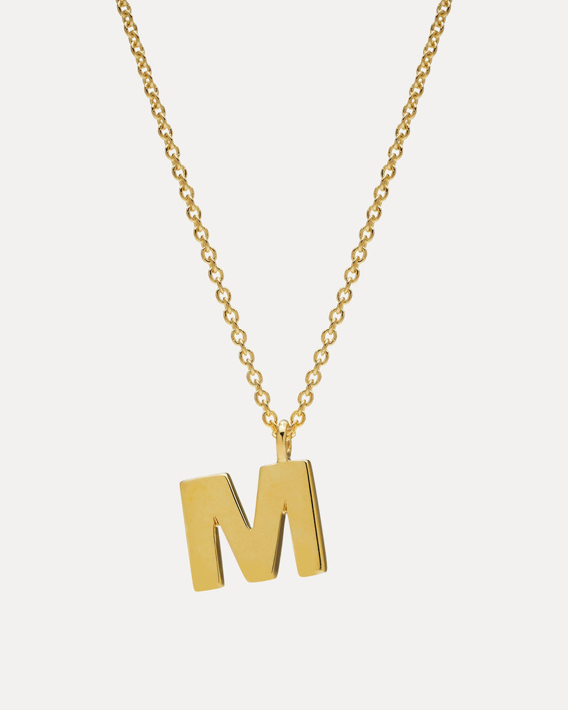 9CT 'M' AMATE PENDANT