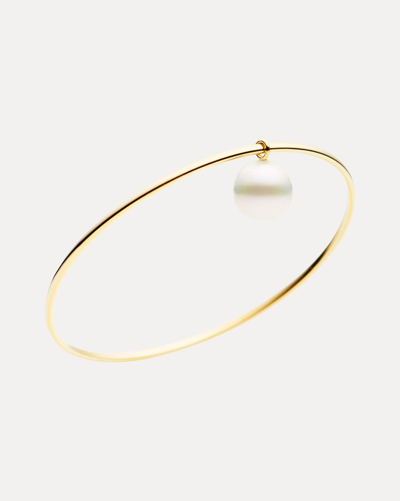 9CT SOUTH SEA PEARL CHARM BANGLE