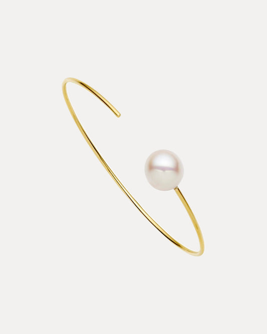 9CT PEARL CARLY BANGLE